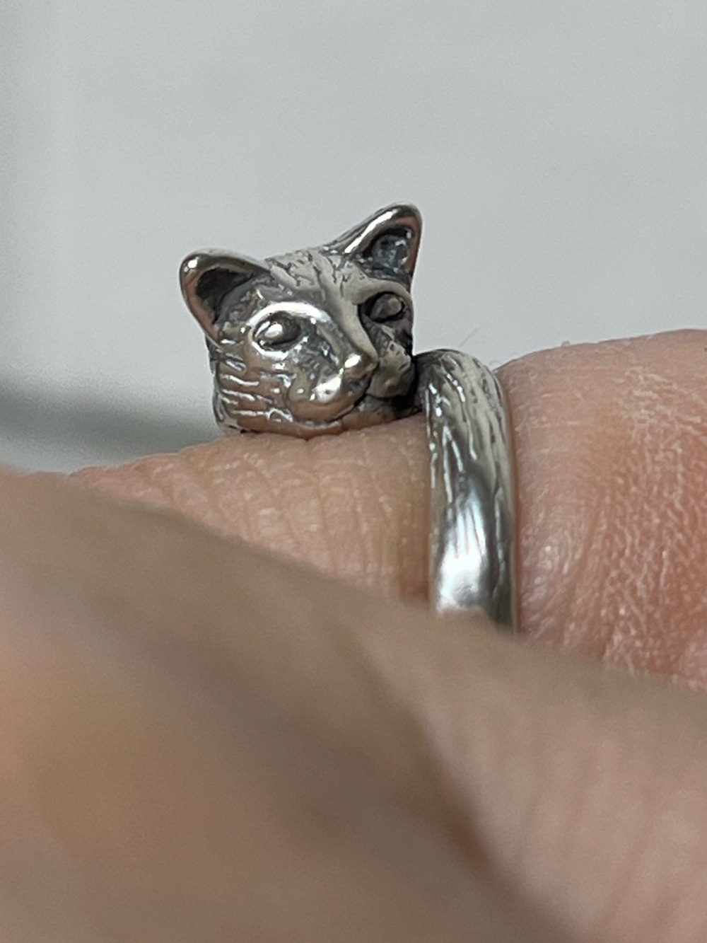 Sterling silver 925 cat wrap ring size 6